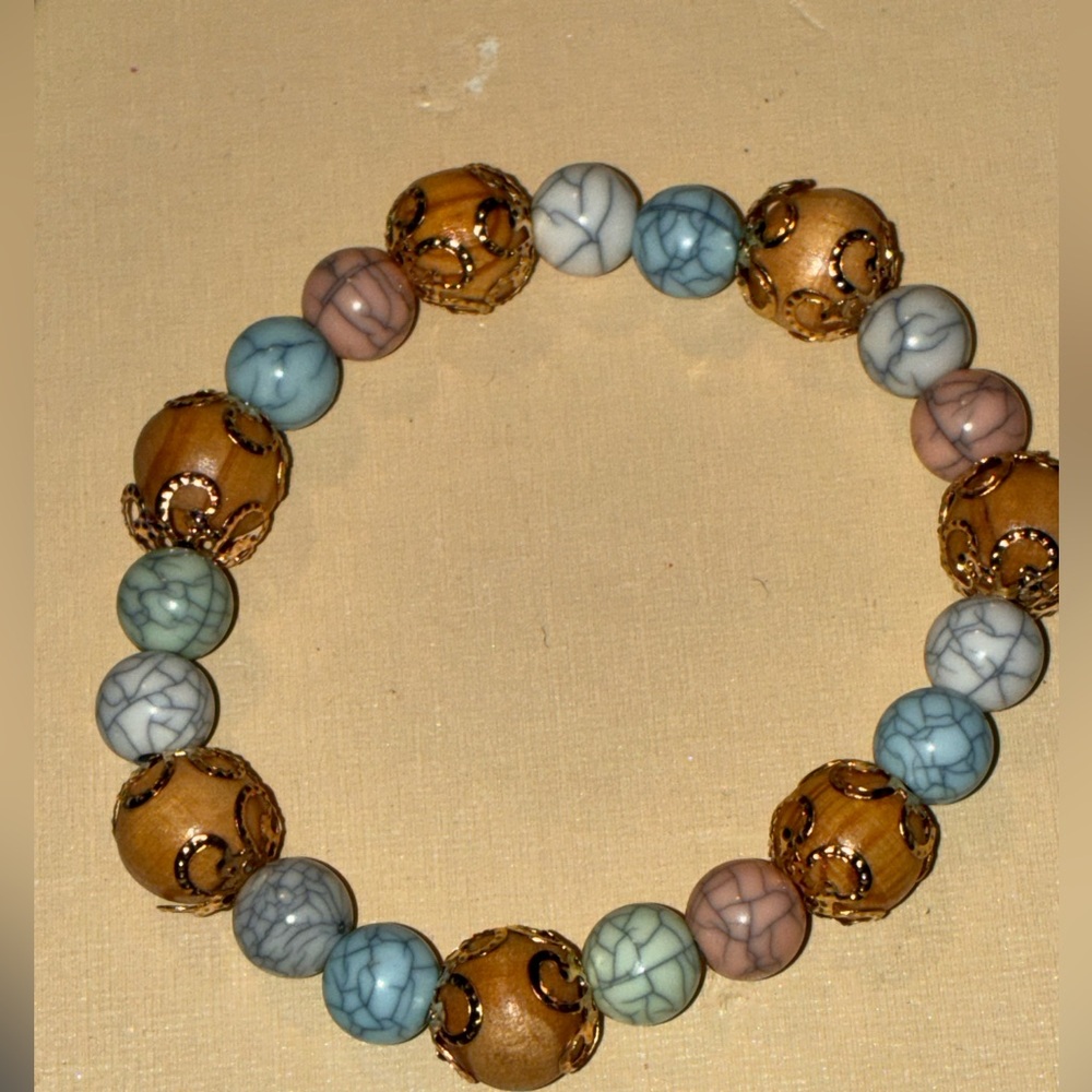 Elegant Multicolor Beaded Bracelet